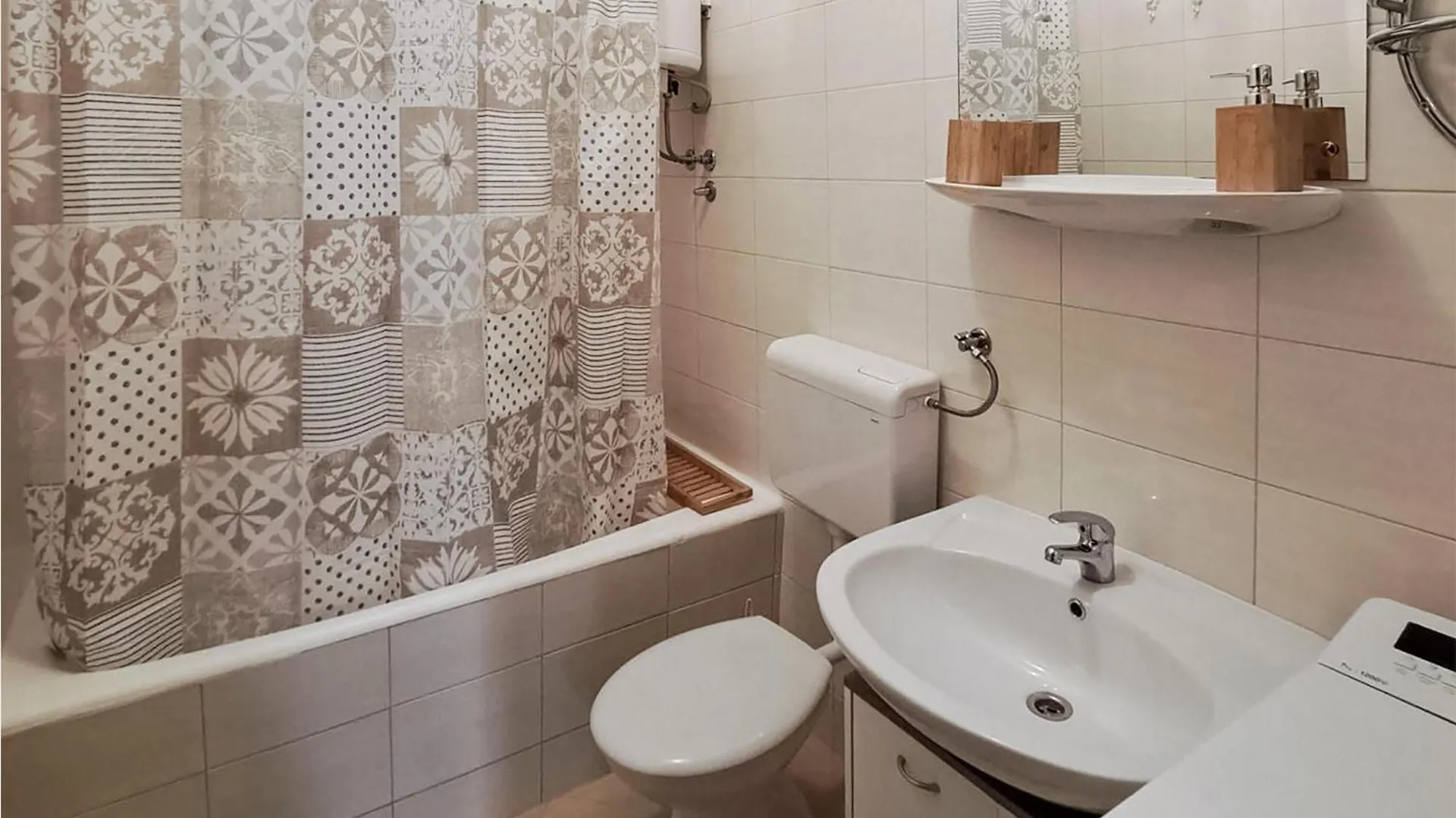 Amazing Apartment In Dramalj With Kitchen