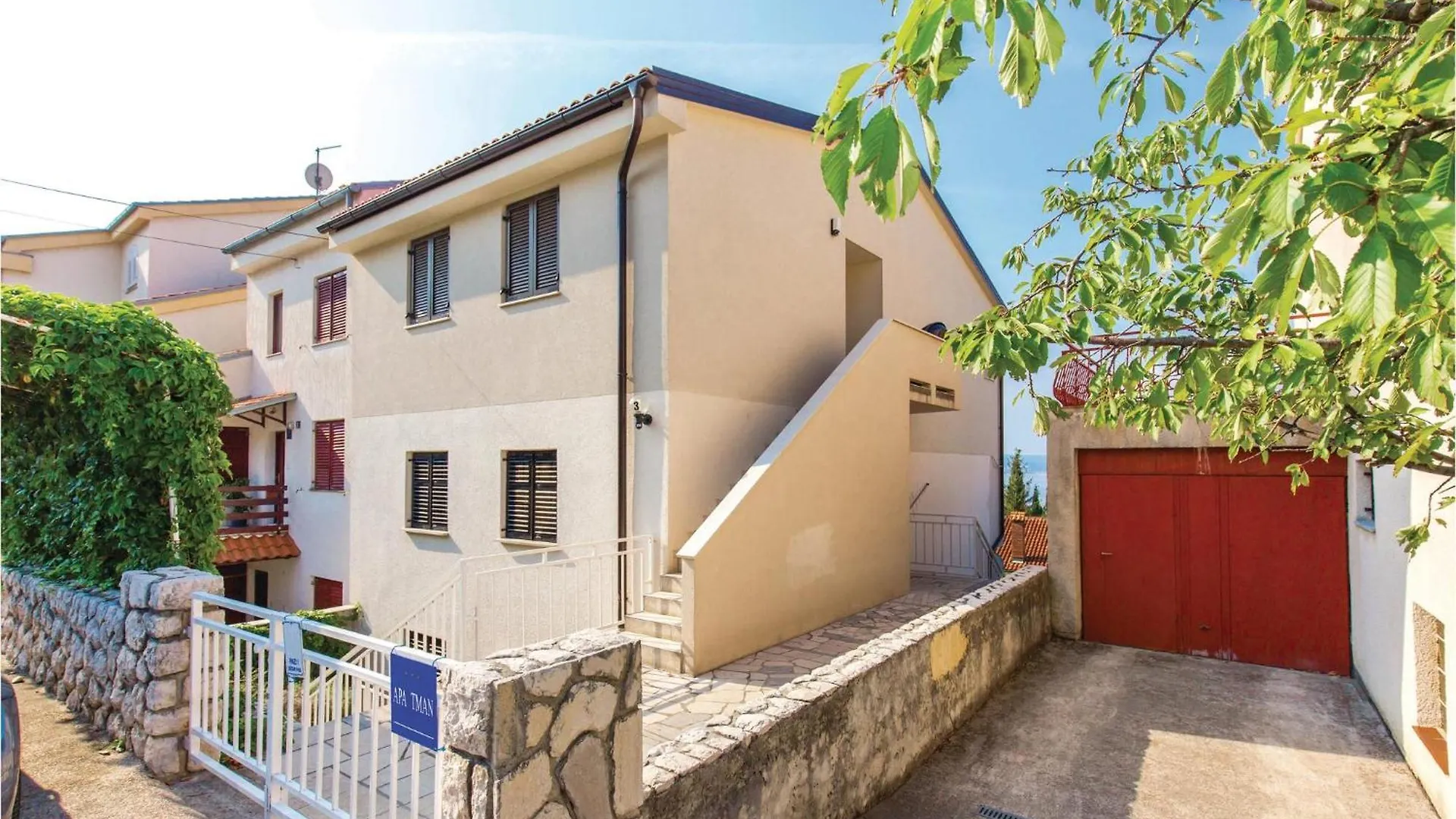 Amazing Apartment In Dramalj With Kitchen