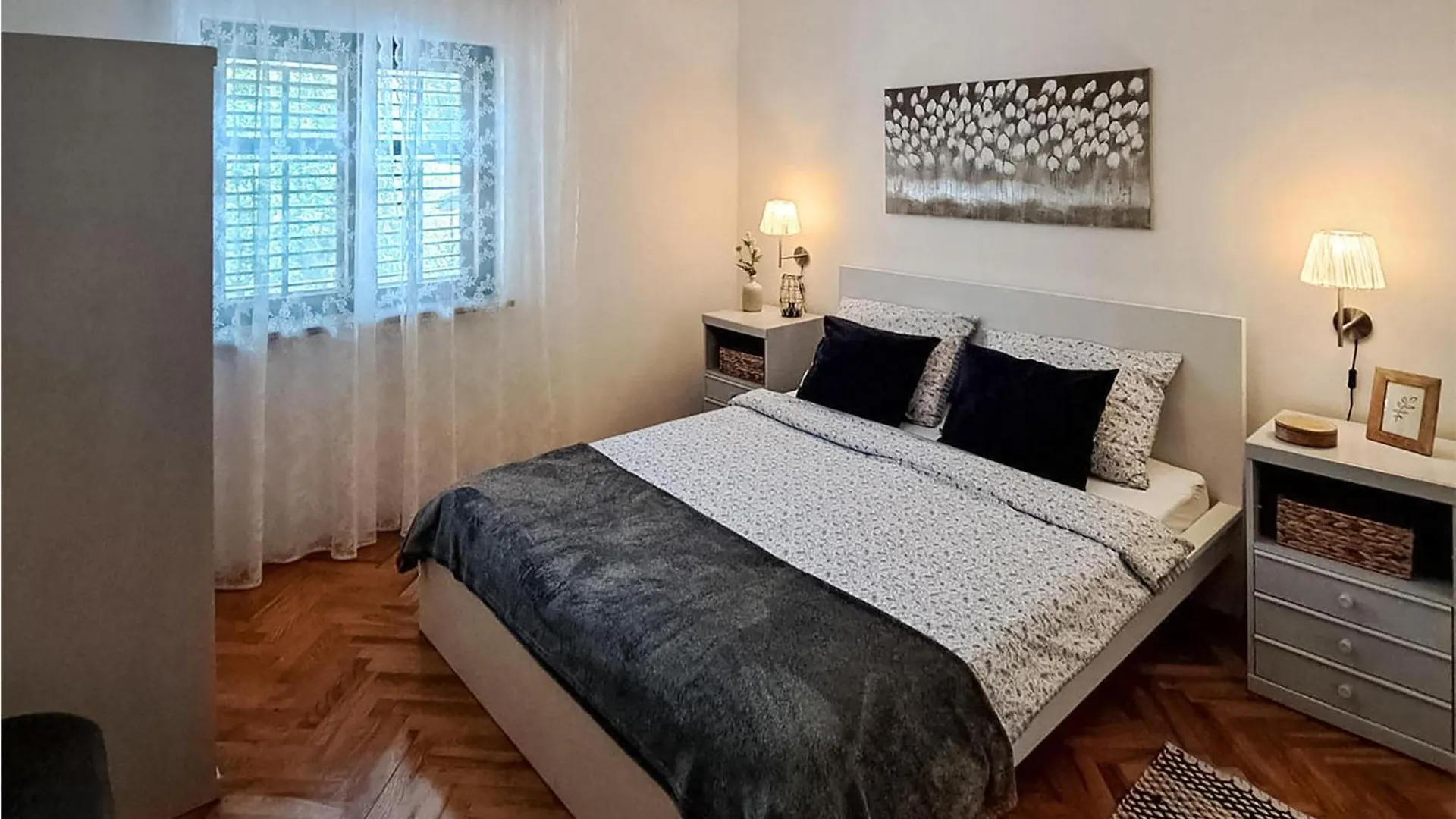 Amazing Apartment In Dramalj With Kitchen